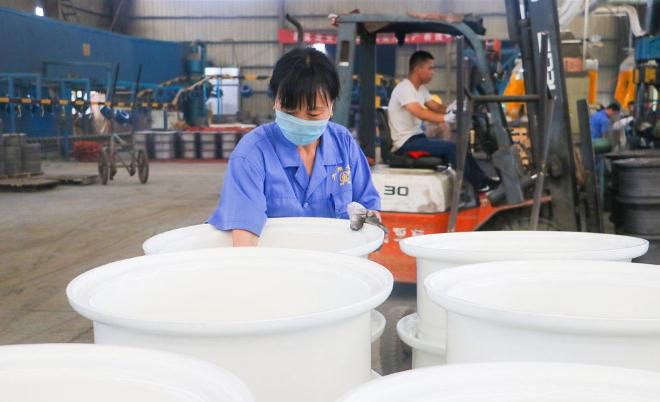 湯陰：安強車輪生產忙